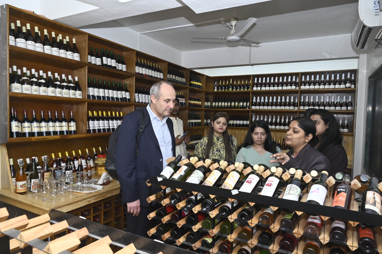 International collaboration with French visitors