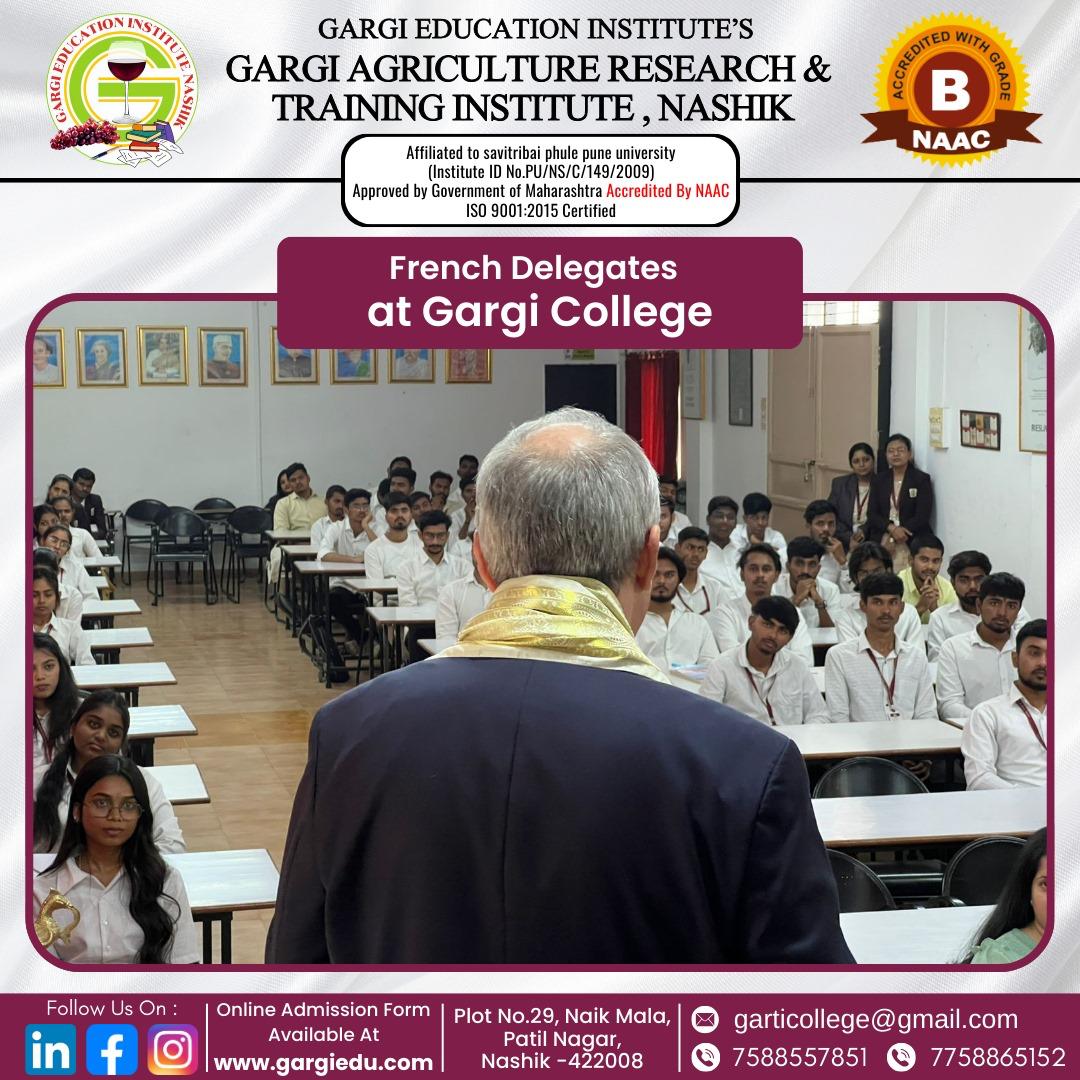 French delegate campus tour