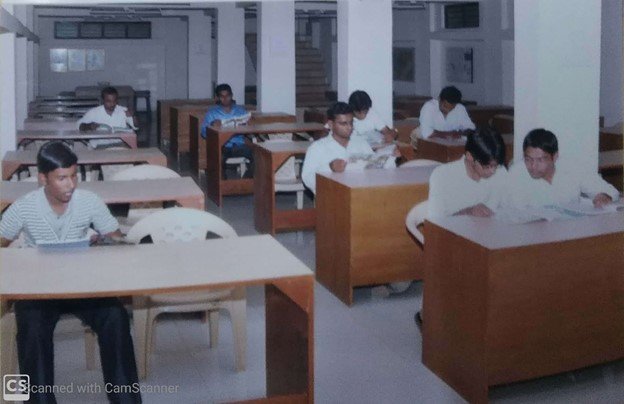 Digital resources section with computer workstations